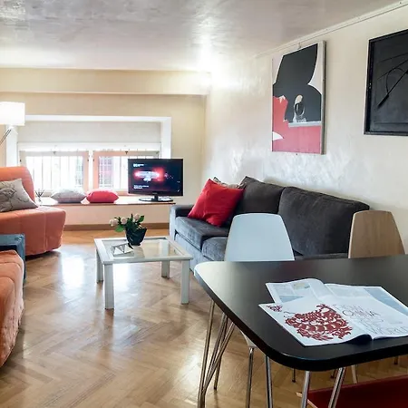 Monti Colosseum Apartment Rome